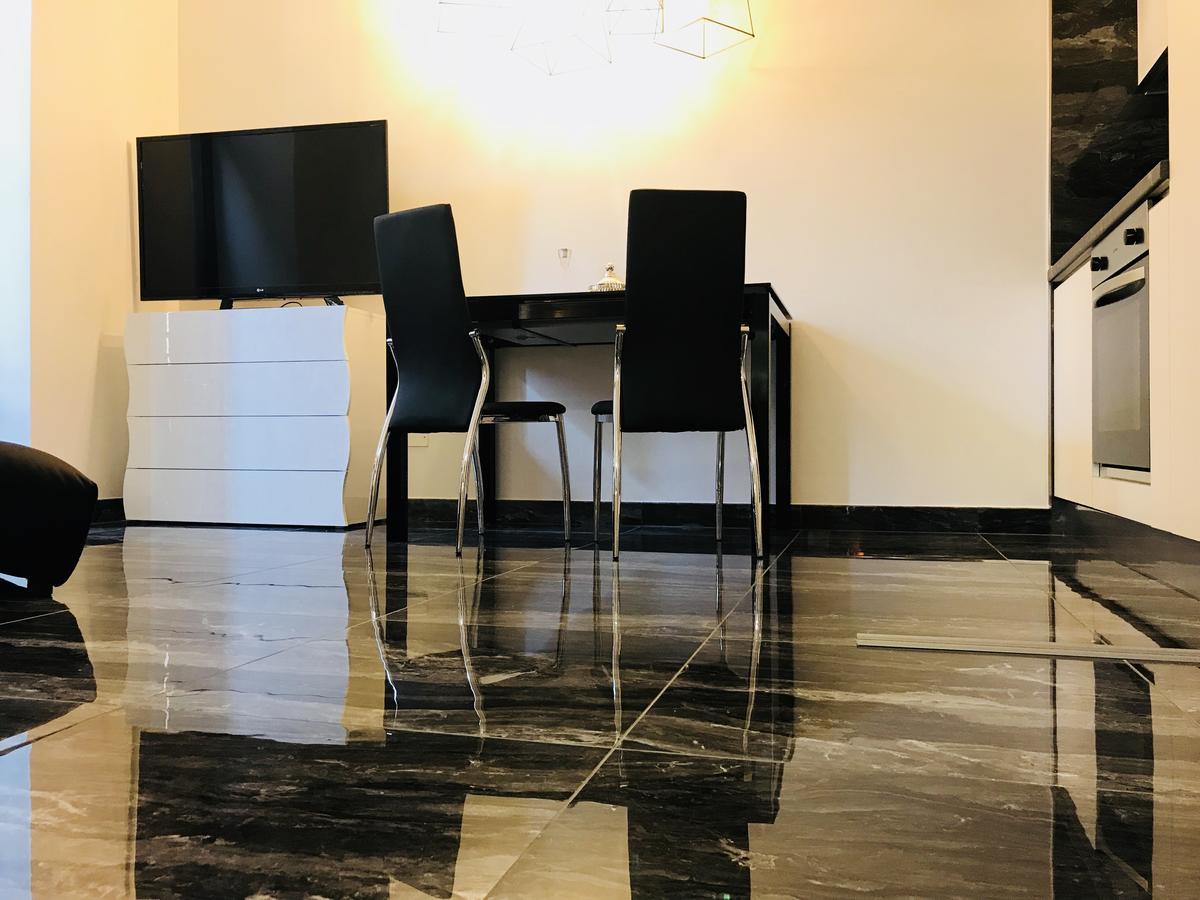 דירות Loft סירמיונה מראה חיצוני תמונה