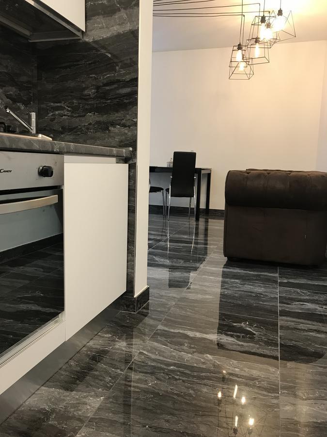 דירות Loft סירמיונה מראה חיצוני תמונה